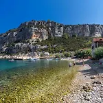 By The Sea Cove Vela Stiniva, Hvar - 17075